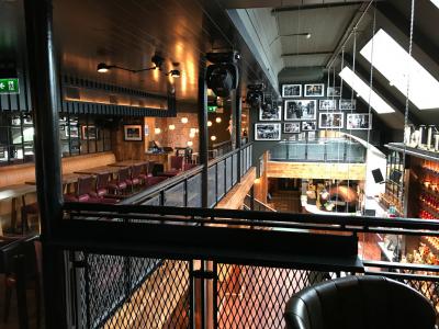 Renaissance Engineering - New Bar & restaurant 